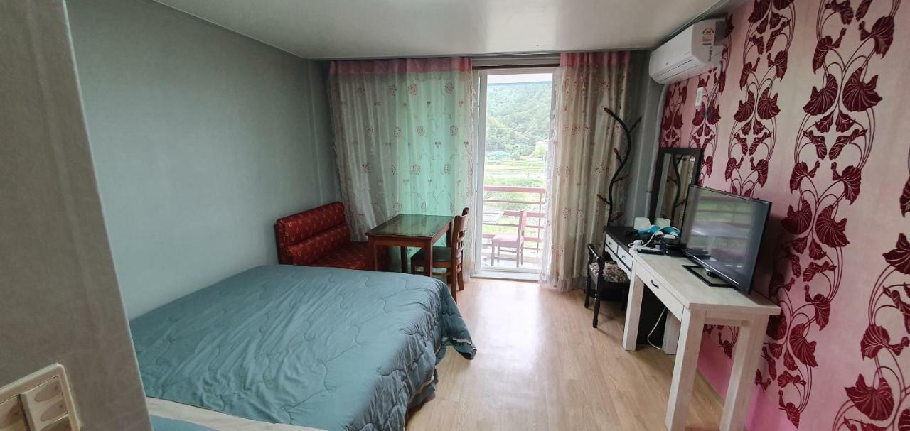 Gangchon Beautiful Pension Chuncheon Eksteriør bilde
